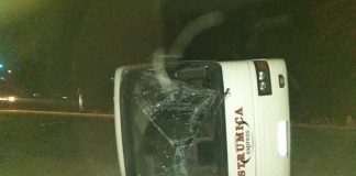 Се преврте автобус кај Василево, повреден само шоферот