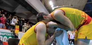 Солзите на браќата Ѓоргиеви – фотографија што ја освои одбојкарска Европа