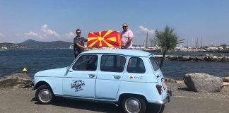 Автомобилистите од Стојаково со легендарното ,,Рено 4’’планираат да патуваат за Индија по патот на Мајка Тереза