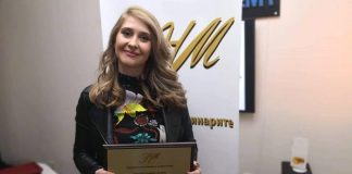 Сузана Мицева од Канал ВИС наградена од ЗНМ за најдобро новинарско известување за локални и регионални теми