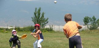 Фото – Своевремено во струмичко Муртино се учеше и вежбаше бејзбол !!!