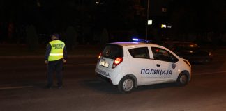 Двајца повредени при сообраќајка на две патнички возила на крстосница во Струмица