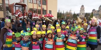 Фото од првиот ,,Радовишки Детски Карневал’’ – Шаренило од бои и фантастични креации !