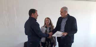 Си подадоа рака и си посакаа успех во трката за Градоначалник – Стоилков и Андонов се потпишаа за фер избори во Ново Село