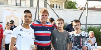 Одржани Првомајските натпревари во Радовиш – Градоначалникот Конзулов ги награди најдобрите деца