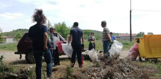 Здружението Changemakers4all од Гевгелија ја чистеше областа околу мостот на Серменинска река им се приклучи и комуналното