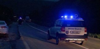 Сообраќајка на патот Радовиш – Струмица, со мерцедес се забил во препрека на патот, повредени три лица