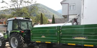 Конче во соработка со УНДП набави нов трактор со приколка и 860 канти за отпад кои ќе бидат бесплатно доделени на секое домакинство
