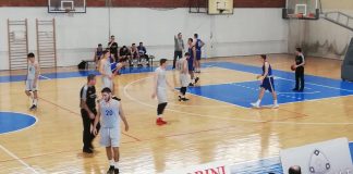 КК Струмица од ,,изолација’’ ја стартуваше Втората лига и во драматичен финиш претрпе пораз од Феникс