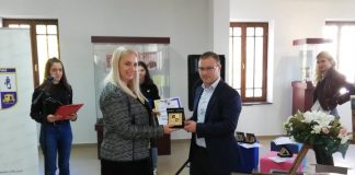 Градоначалникот Ангов додели признанија на институции фирми и здруженија, за придонес во развојот и промоција на Дојран (фото)