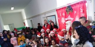 Здравец повторно ги изненади со новогодишни пакетчиња учениците од Ангелци и Градашорци