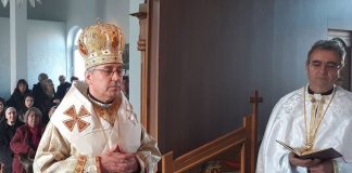 Епископот Стојанов служеше света архиерејска Литругија во црквата Свети Климент Охридски во Стојаково