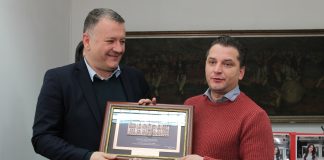 Филозофскиот факултет од Скопје со признание за Nestlé, кој ги подобри условите за учење во факултетската библиотека