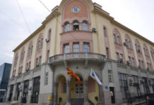 Во Струмица запленети две комби возила со стара бела техника, општината апелира граѓаните да не ја предаваат на неовластени лица