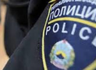 Возач од Гевгелија со „алфа ромео“ не им застанал на полицајците во Богородица по што се забил во споменикот сред село – бил пијан