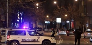 Полицискиот час за време на викендот сабота и недела од 16 до 5 часот наутро, одлучи Владата