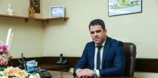 Ќе земам минималец а разликата ќе ја уплатам во Државниот фонд за помош, објави градоначалникот Јанев наспроти одлуката на Уставен