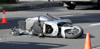 Возач на мопед од Гевгелија тешко повреден во сообраќајна незгода со патничко моторно возило