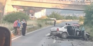 Едно лице загина а десетина други се повредени во сообраќајка на патот Струмица-Радовиш кај Василево (фото)