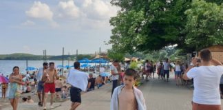 Заради убавото време и пристапните цени, викендов Дојран вриеше од гости, излетници и туристи (фото)