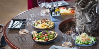 Излуди ги сетилата со кралицата на салатите ,,Арија’’ единствено во De Facto Riverside