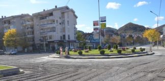 Општина Струмица става втор асфалтен слој кај ,,Анска Река’’, следната недела нов асфалт на главната улица во Сачево