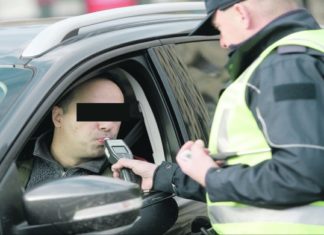 Во Богданци приведен возач кој возел под дејство на алкохол, во Радовиш пак возач со кола удрил пешак