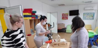 Центрите за лица со попречености во Струмица, Гевгелија, Радовиш и Валандово добија опрема од Центарот за развој на Југоистокот