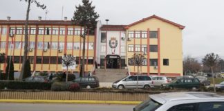 За три месеци во Радовиш ќе има зонско паркирање за да се стави ред во сообраќајот, најави Ристов