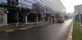 Милионски штети од пожарот во ГТЦ Глобал во Струмица , најмалку 20 дуќани изгорени