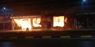 Пожарот во ГТЦ Глобал во Струмица се прошири и во внатрешноста, противпожарните сеуште интервенираат