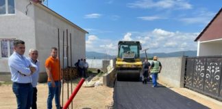 Јанев: Асфалтирани две улици во населеното место Пиперево, за кои приоритет дадоа самите граѓани