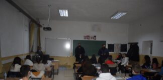 Младите треба да се едуцираат за лажни вести и говор на омраза, Медија Флеш со предавање во СОУ Димитар Влахов Струмица