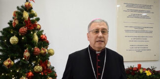 Божикна честитка на бискупот скопски и струмичко-скопски епарх Киро Стојанов