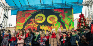 Најмладите од Струмица ја најавија веста за Христовото раѓање ! (фото)