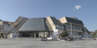 Годинава ќе се прави проект за реконструкција на струмичкиот Центар за култура кој прокиснува при секој дожд