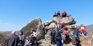 Стотици граѓани во посета на Бенли Таш – каменот на плодноста во општина Босилово каде ја продолжија традицијата (фото)