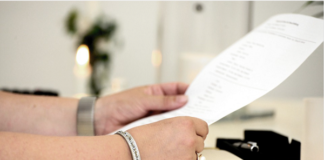 Кој го кочи давањето информации од јавен карактер?