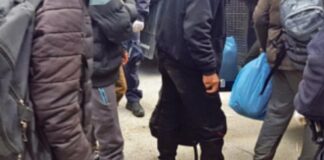 Кај Казандол валандовско откриени 26 мигранти од Сирија кои се разбегале со возачите при полициска контрола