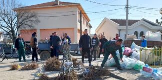 Општина Босилово со акција во сите населени места – 30 пластични шишиња за овошно дрвце по избор !