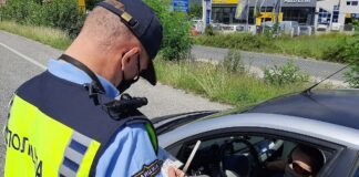 Полицајците при СВР Струмица добија мобилни камери, се снима комуникацијата со граѓаните кои се контролираат !