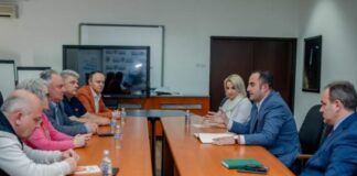 Штрајкот ќе продолжи, нема конкретно ветување за зголемување на платите, вели Неделков од СОНК