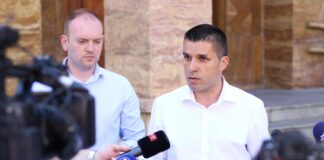 Николовски: Пратениците да бидат едногласни за веднаш да ги исплатиме субвенциите за тутунарите