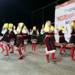 Во Босилово концерт на фолклорни ансабли со презентација на македонските традиционални ора (фото)