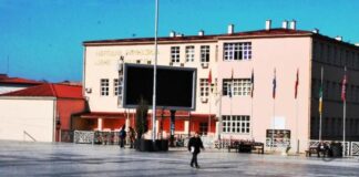 Сите училишта во Струмица склучија договори за снабдување со електрична енергија со ЕСМ по цена од 95 евра за мегаватчас