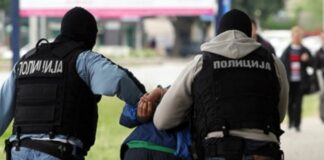 Во три одделни случаи, приведени пет лица од Струмица Валандово и Гевгелија – во нивните домови пронајдена дрога