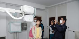 Јапонија и понатаму ќе го помага македонското здравство, кажа амбасадорот Севада во Гевгелија откако донираа рентген апарат