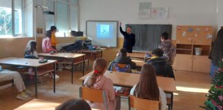 Не користи петарди – полицијата со превентивна активност во училишта во Ново Село, Колешино и Радовиш