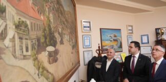 Струмица и Крџели од Бугарија ќе работат за европски прогрес на двете општини, договорија Костадинов и Азис