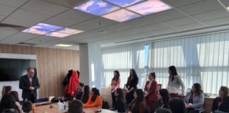 Студенти од Машинскиот факултет учеа за логистика и менаџмент на снабдување во компанијата Џонсон Мети